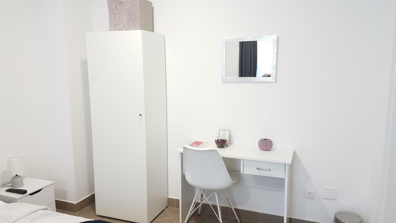 Marko Airport Rooms Velika Gorica Buitenkant foto