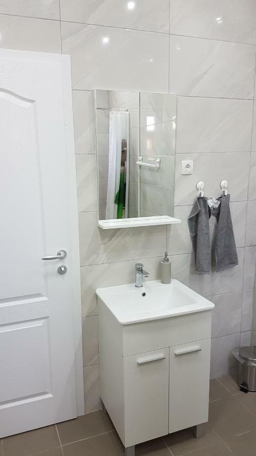 Marko Airport Rooms Velika Gorica Buitenkant foto
