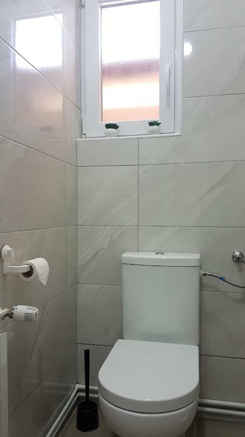 Marko Airport Rooms Velika Gorica Buitenkant foto