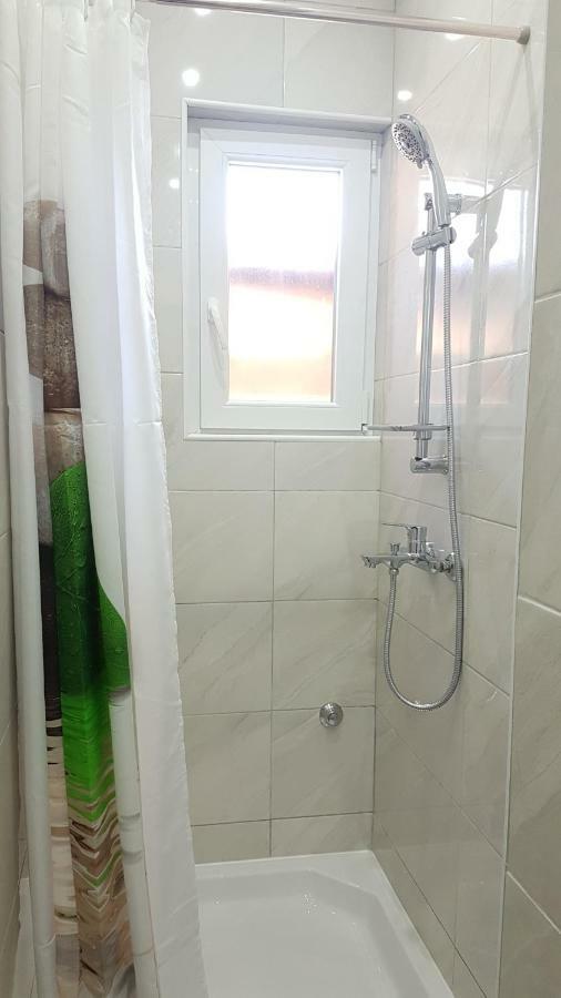 Marko Airport Rooms Velika Gorica Buitenkant foto