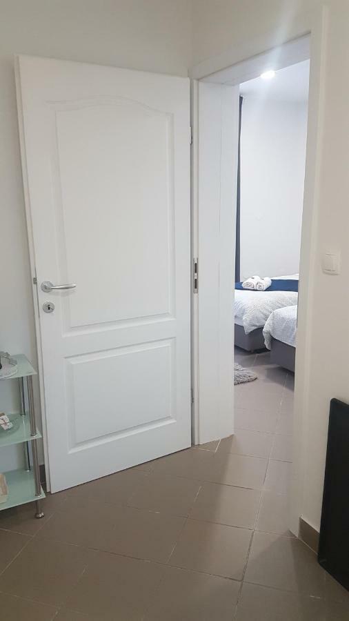 Marko Airport Rooms Velika Gorica Buitenkant foto