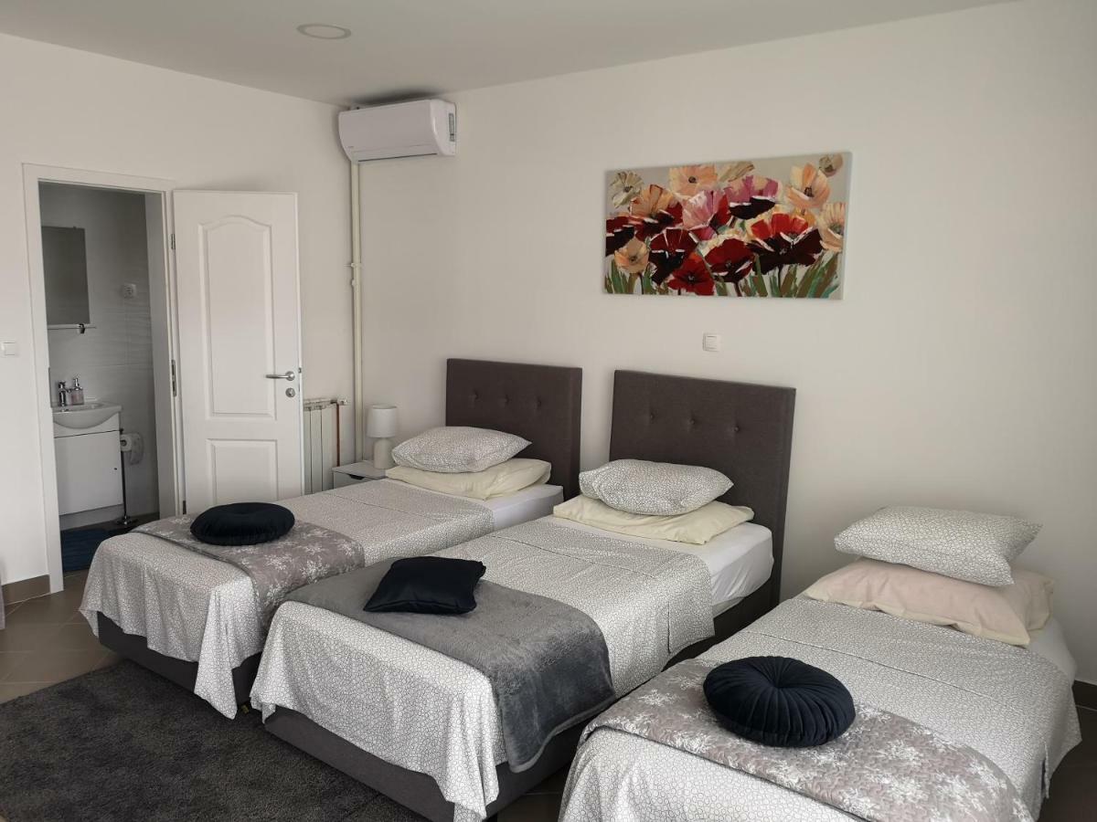 Marko Airport Rooms Velika Gorica Buitenkant foto