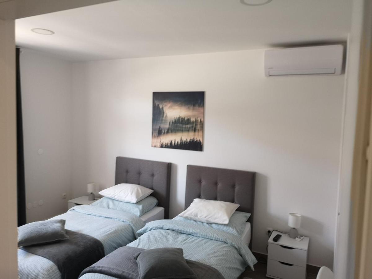 Marko Airport Rooms Velika Gorica Buitenkant foto
